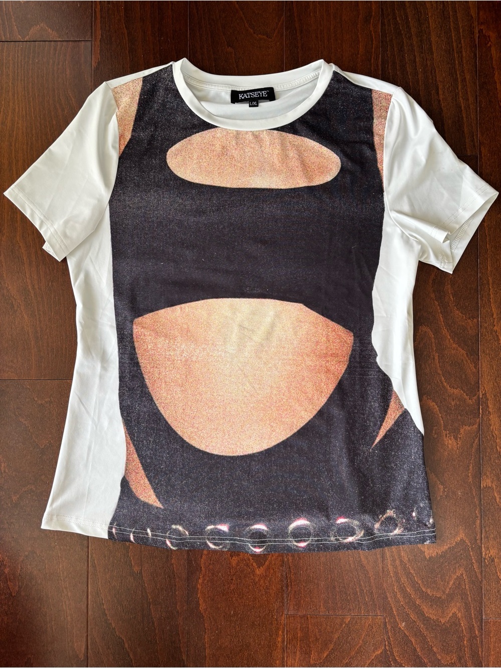 KATSEYE Official Limited Edition T-Shirt from 2025 Holiday Chaos Megan Box, L/XL